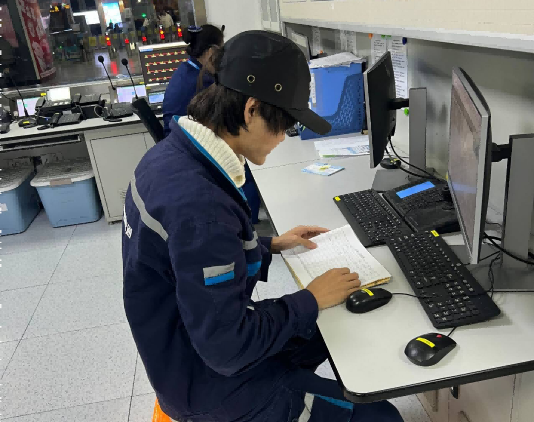 优秀学子多职能队员（BAS检修）  王国柱